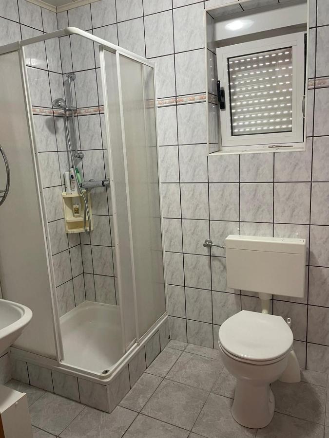 ויר Apartments Zara מראה חיצוני תמונה