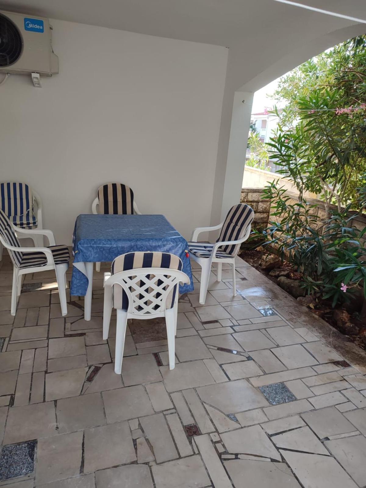 ויר Apartments Zara מראה חיצוני תמונה